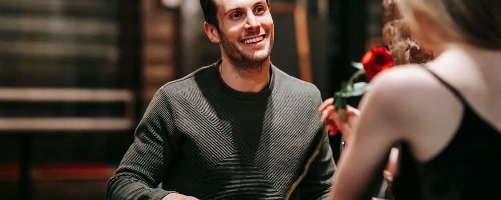 Die besten Kennenlernfragen für Dates und Co! 🗣️ 💬